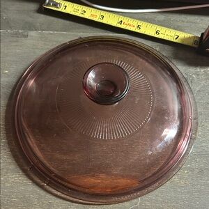Pyrex V2.5C cranberry glass replacement lid, designed for the Corning Visions‎
